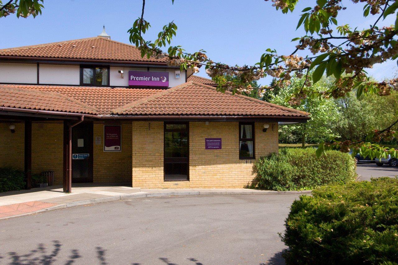 Premier Inn Peterborough - Ferry Meadows Εξωτερικό φωτογραφία
