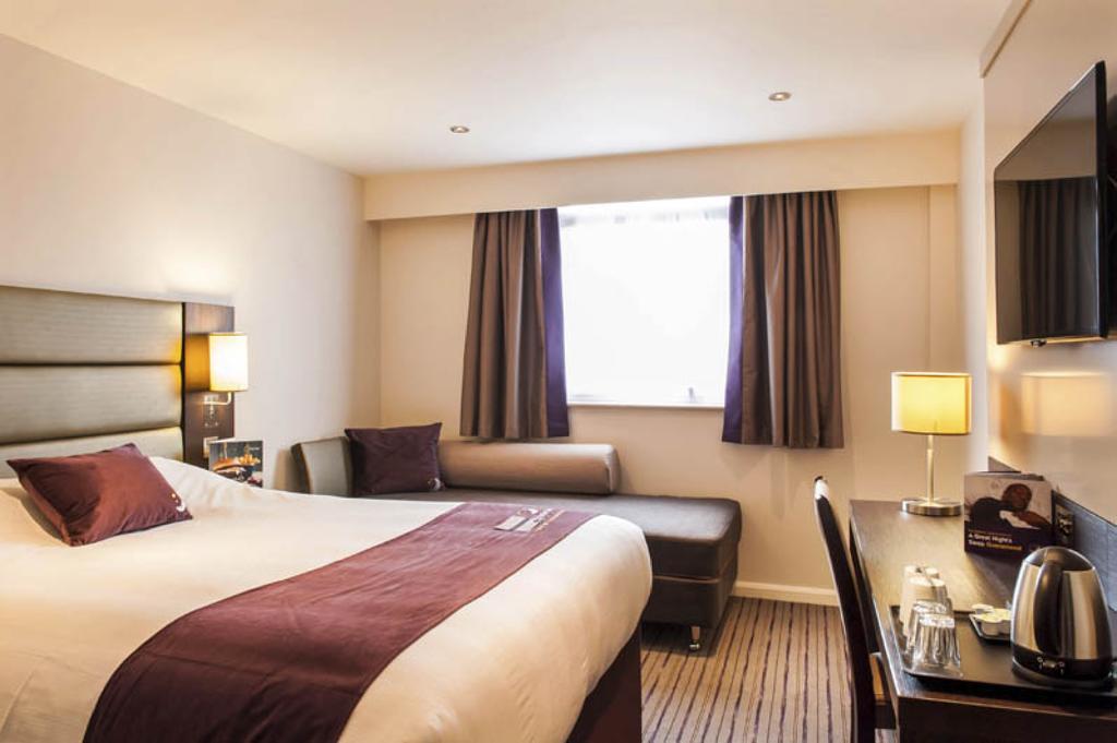 Premier Inn Peterborough - Ferry Meadows Εξωτερικό φωτογραφία